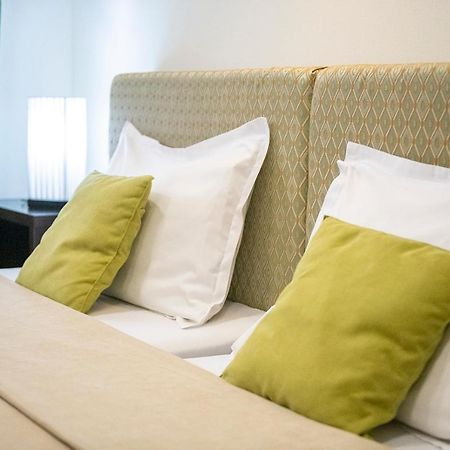 Apart Hotel Gh Тбилиси Экстерьер фото