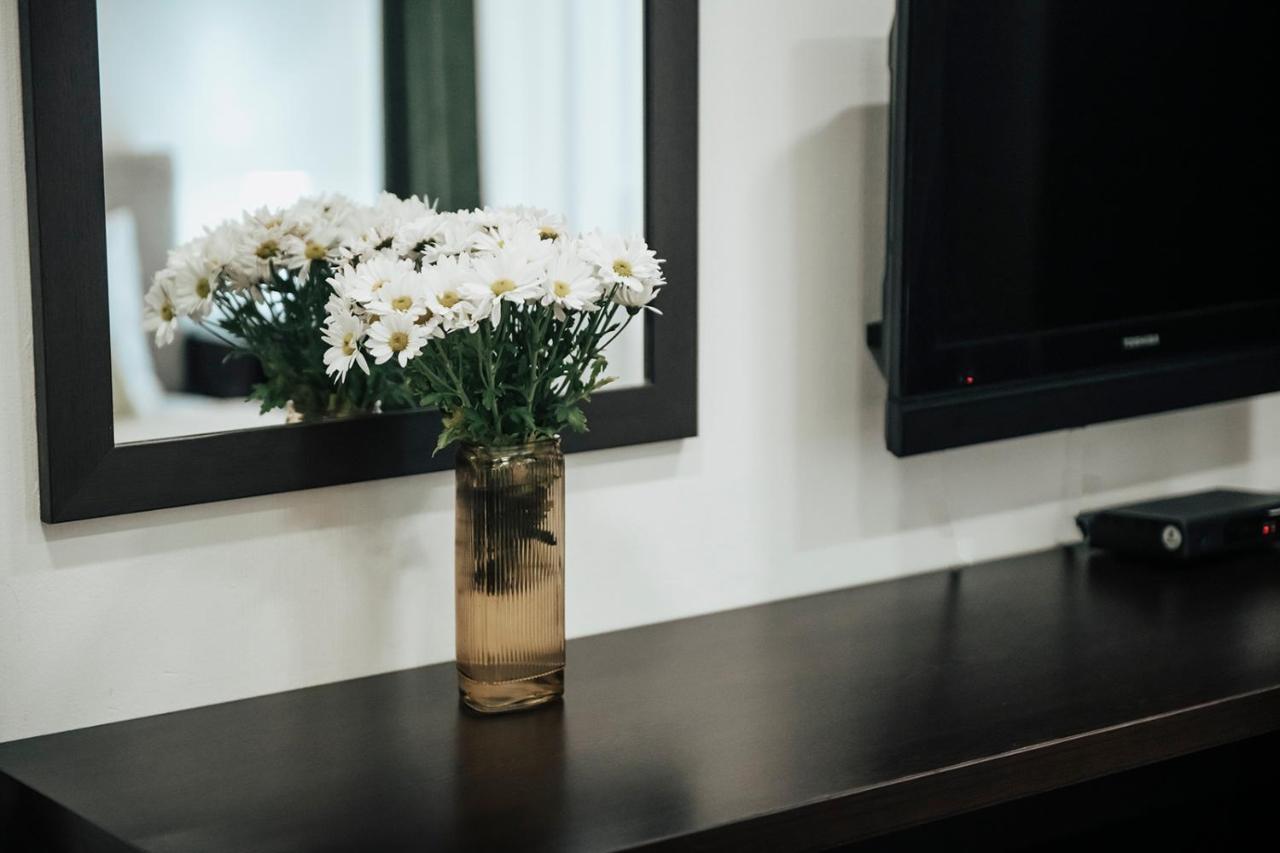 Apart Hotel Gh Тбилиси Экстерьер фото